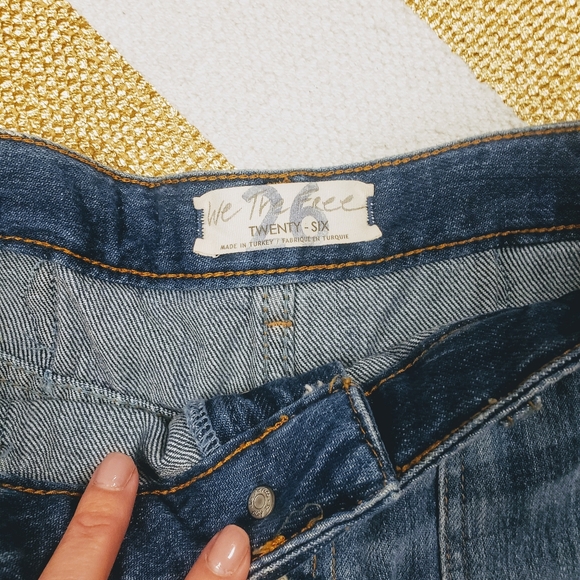 FREE PEOPLE JESSE CARPENTER JEAN SHORTS - Picture 7 of 7